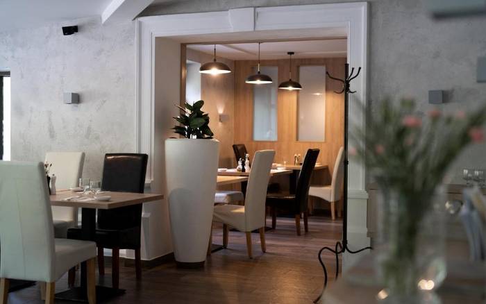 Restaurace