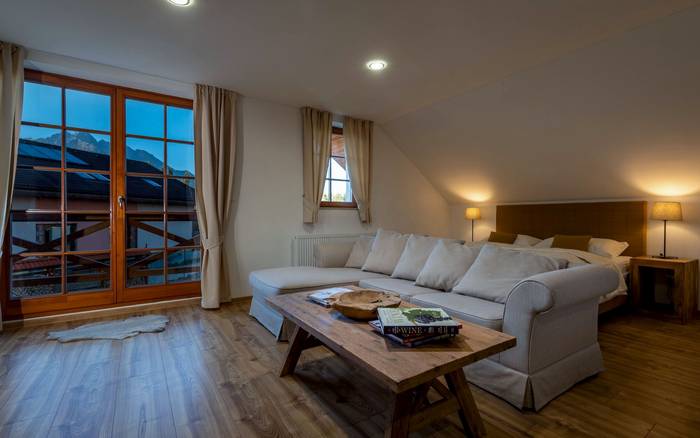 Veľký apartmán s balkónom