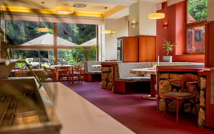 Restaurace