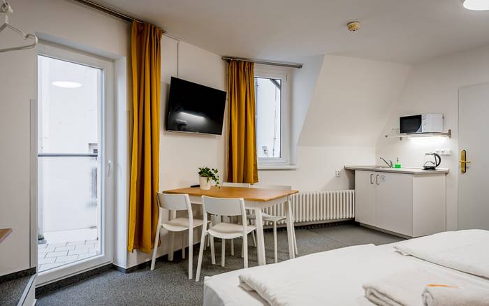 37ab Dvoupokojový apartmán s balkónkem a kuchyňkou