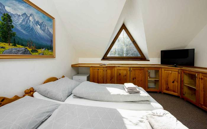 Štvorlôžková izba s 2 spálňami č.2,6