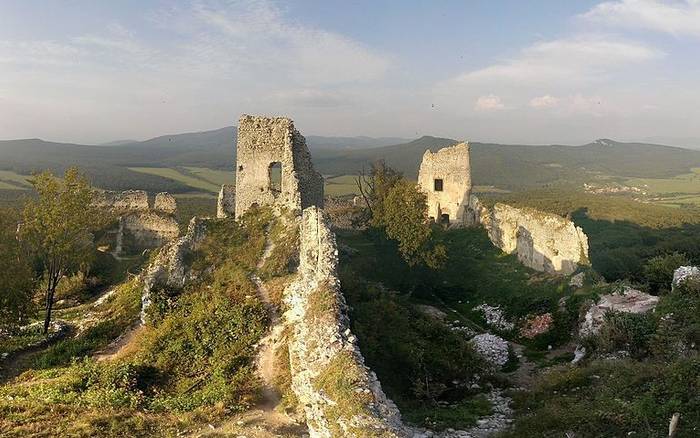 10 atraktív regiónu Ponitrie, ktoré stoja za návštevu