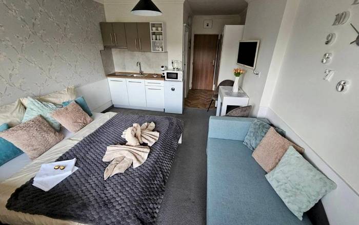 Filip Wellness Apartman, beltéri medence