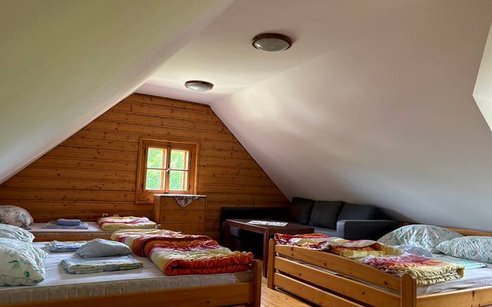 6-lôžková spálňa s prístelkou