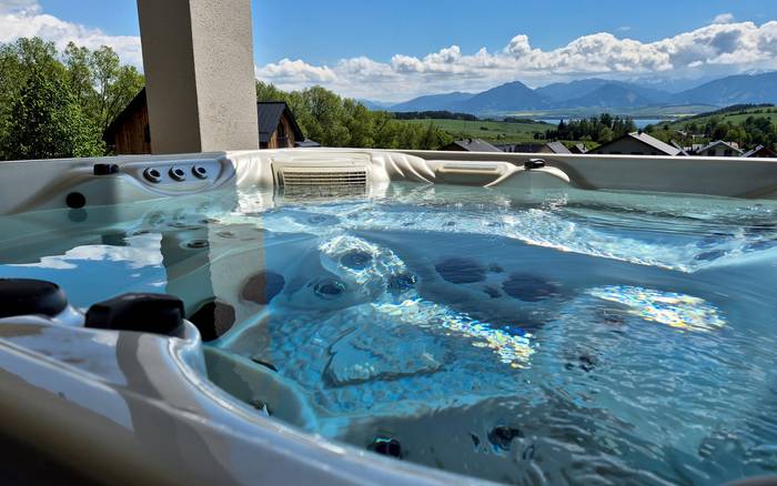 Jacuzzi