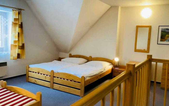 B41 Dvoupodlažní apartmá