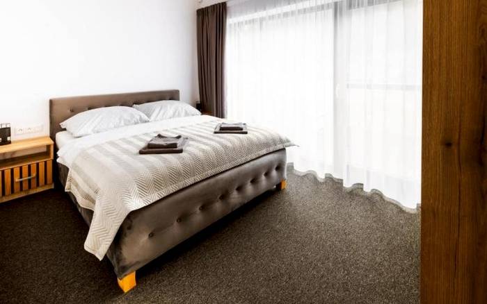 Podkrovný apartmán s 2 spálňami