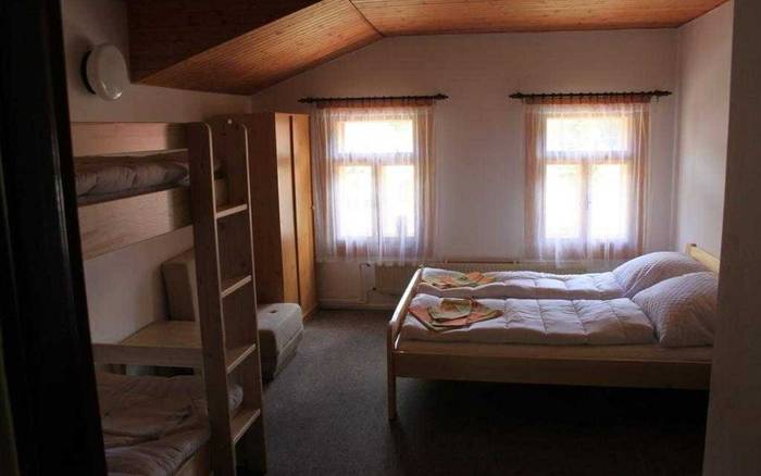 Čtyřlůžkový pokoj