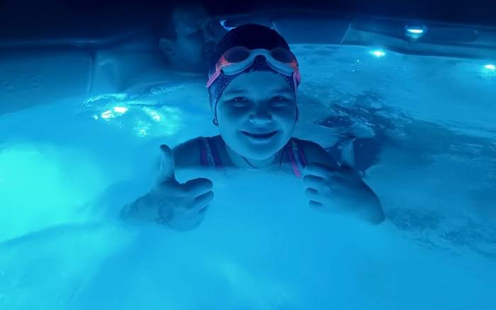 6 miestna jacuzzi