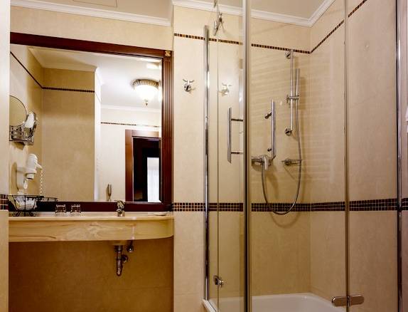 Dvoulůžkový pokoj Standard Kolonáda