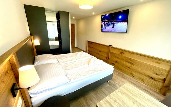 Villa Pinus dvojlôžková izba STANDARD bez balkóna, Villa Pinus dvojlôžková izba STANDARD