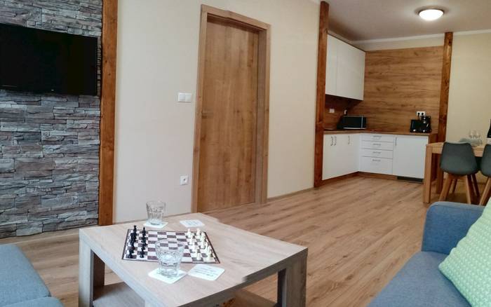 Apartmán Čerenová - kuchyňa s obývačkou