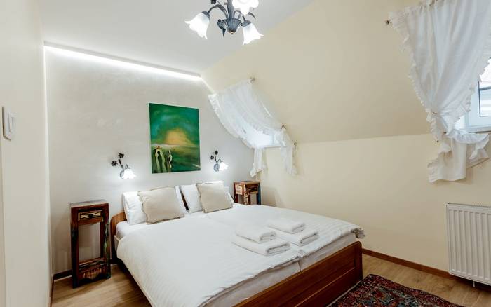 Dvojlôžková izba Trotuar