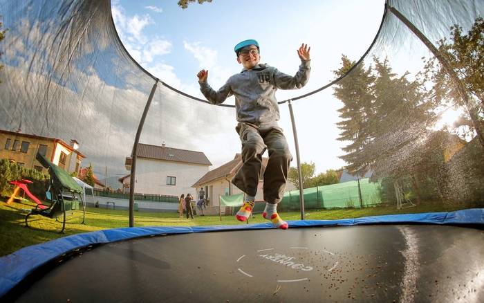 Trampolína