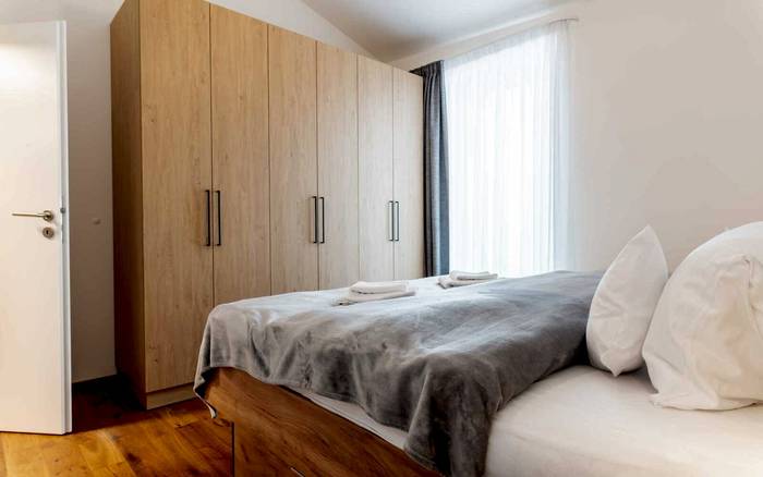 3.19 Rodinný Mezonetový apartmán se 2 ložnicemi a balkonem