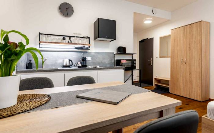 1.10 Dvoulůžkové studio s dětskou postýlkou