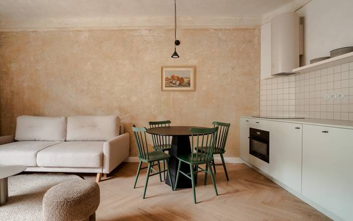 Limewash Apartments Karlsbad Balcony