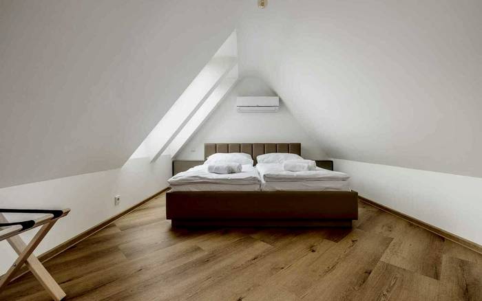 Šestilůžkový dvoupodlažní apartmán