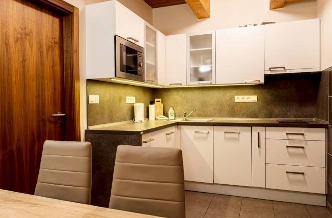 Apartmán Deluxe s kuchyňkou, terasou a balkonem pro 6 osob