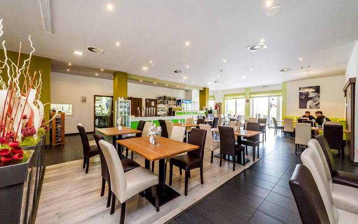 Restaurace