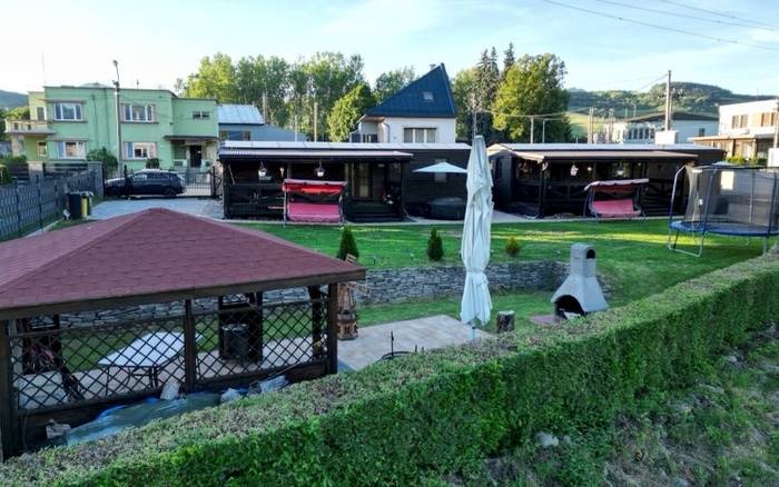 Будиночки біля річки
