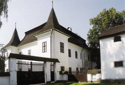 Mansion in Bešeňovej