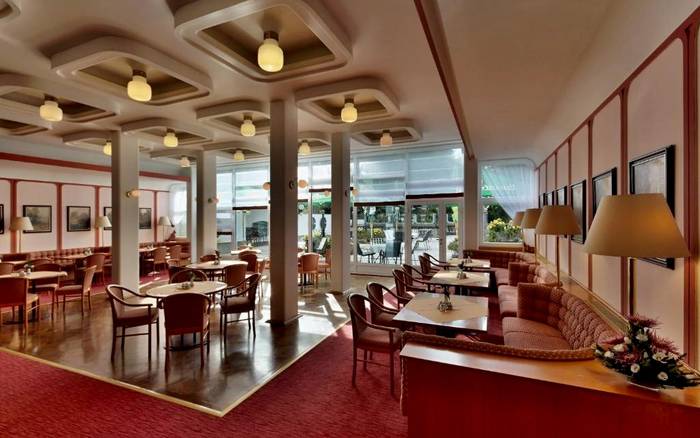 Restaurace