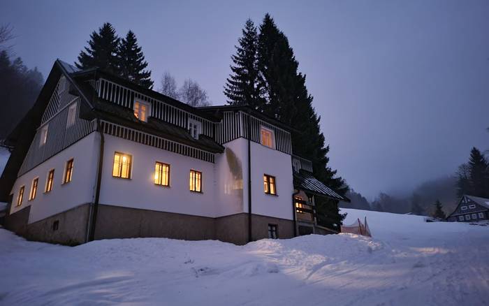 Horská chata Studánka na sjezdovce