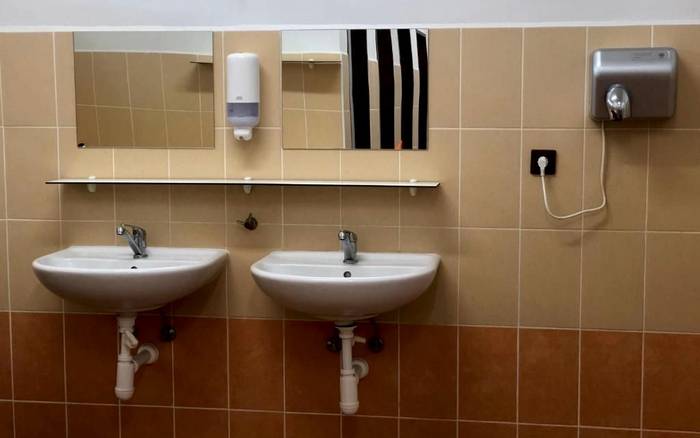 Společná koupelna