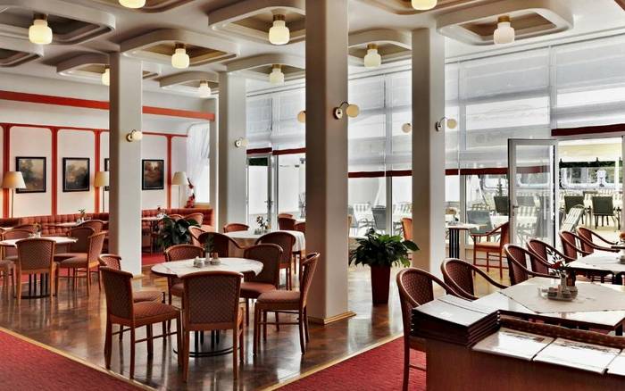 Restaurace