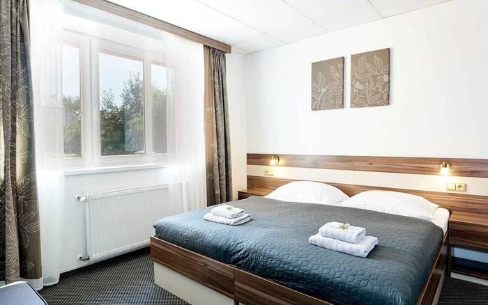 Dvoulůžkový DOUBLE s přistýlkou