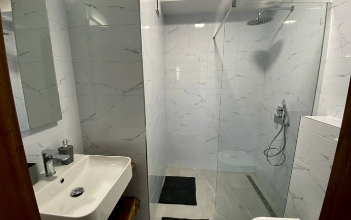 Jednospálňový apartmán s balkónom