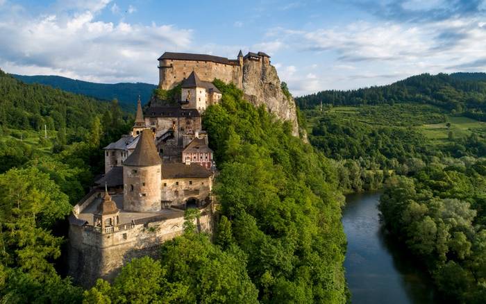 Oravský hrad, 45km