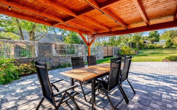 Pergola