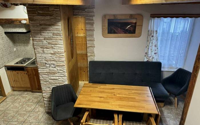 Apartmán A - Hnedý apartmánový dom