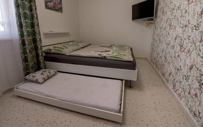 Apartmán A - spálňa