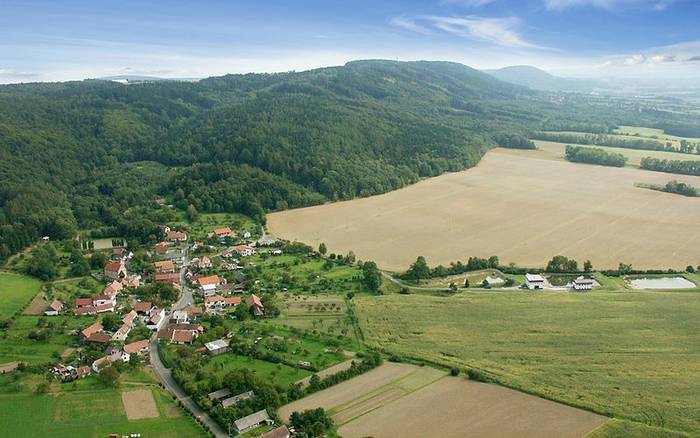 Slatiňany, domov černého starokladrubského vraníka