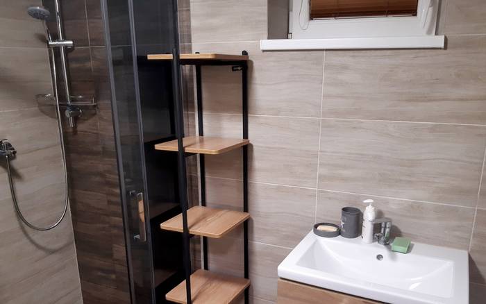 Kúpeľňa + WC