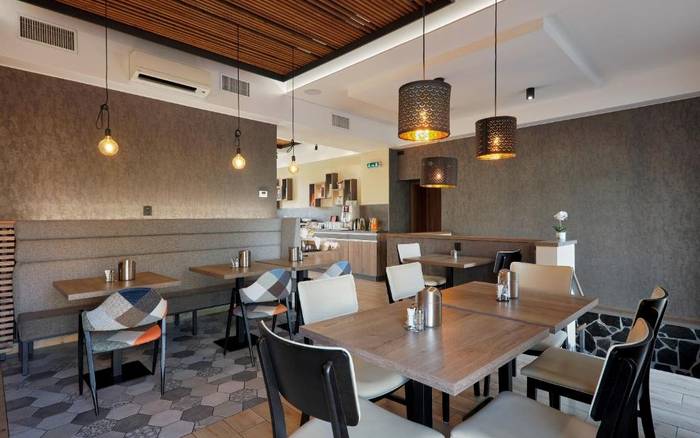 Restaurace