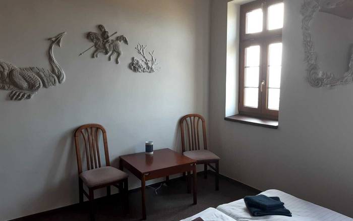 Dvoulůžkový pokoj s manželskou postelí