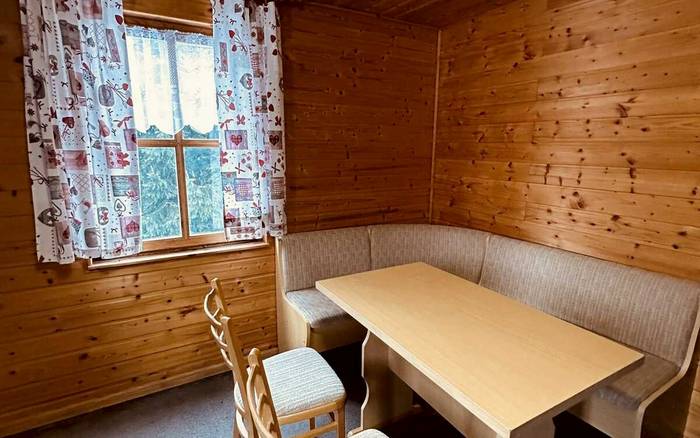Čtyřlůžková chatka