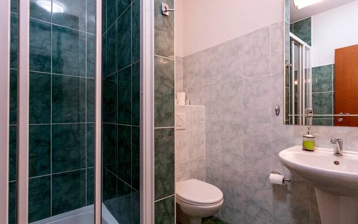 Dvojlôžková izba s oddelenými lôžkami č. 105