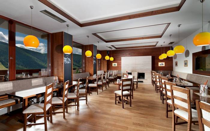Restaurace
