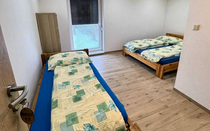 Třílůžkový pokoj s vlastní koupelnou