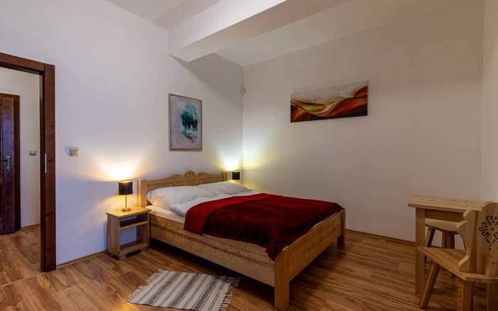 Trojložková izba s balkónom