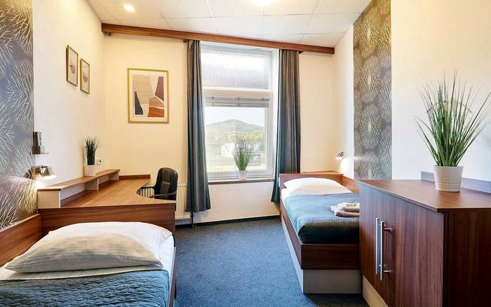 Dvoulůžkový TWIN MANAGER (oddělená lůžka) S KLIMATIZACÍ