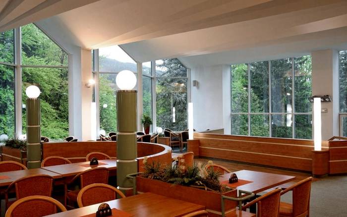 Restaurace