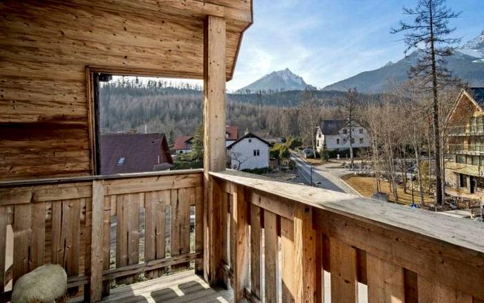 Prezidentský Apartmán s 2 spálňami a s 2 kúpeľňami v budove Residence - Výhľad na Tatry