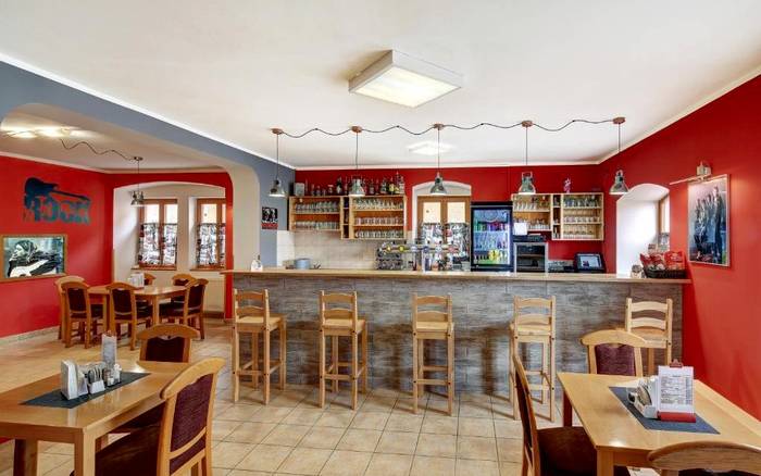 Restaurace