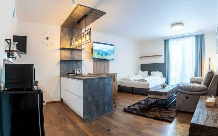 2.05 Slunný jednopokojový apartmán s balkonem